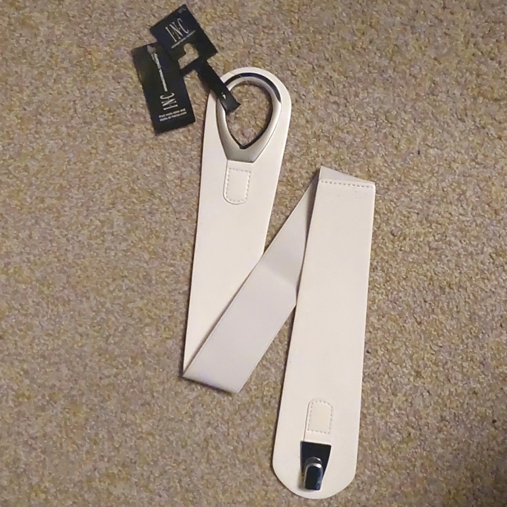 INC International Concepts White Belt Accessories, Size M/L - Picture 2 of 4